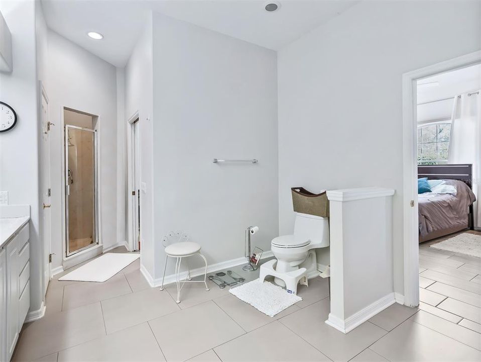 For Sale: $650,000 (4 beds, 3 baths, 2502 Square Feet)