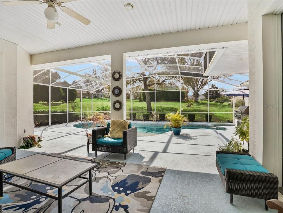 For Sale: $650,000 (4 beds, 3 baths, 2502 Square Feet)
