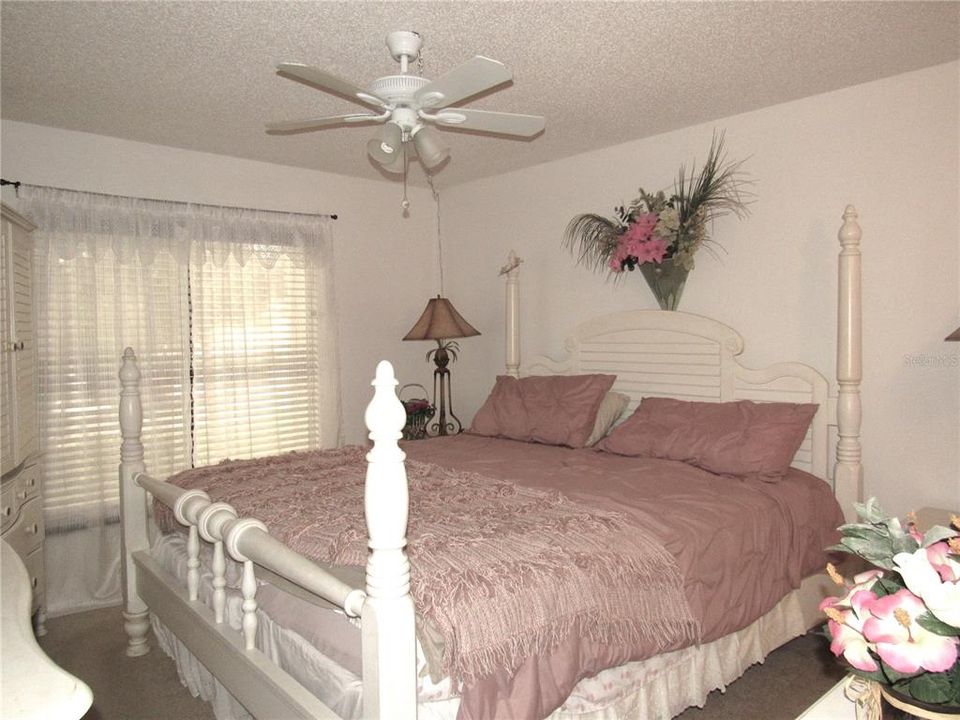 En Venta: $79,900 (2 camas, 2 baños, 919 Pies cuadrados)