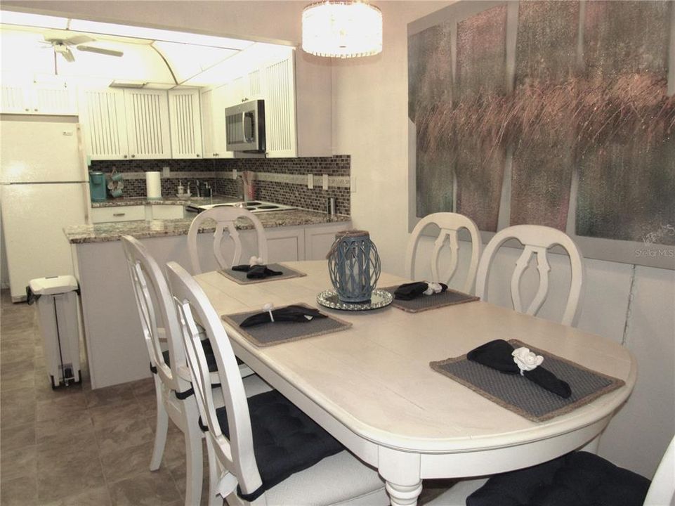 En Venta: $79,900 (2 camas, 2 baños, 919 Pies cuadrados)