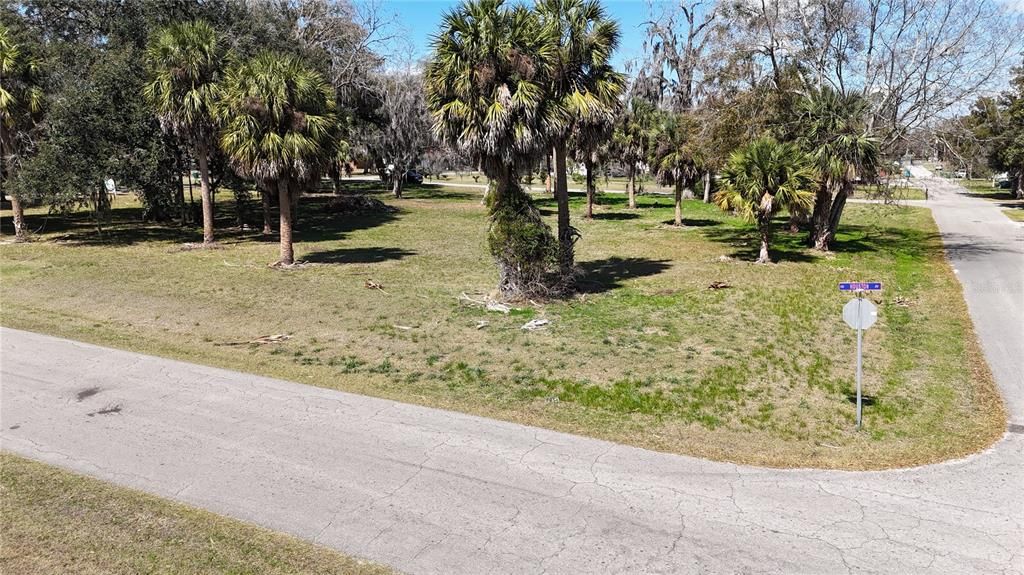 For Sale: $165,000 (0.92 acres)