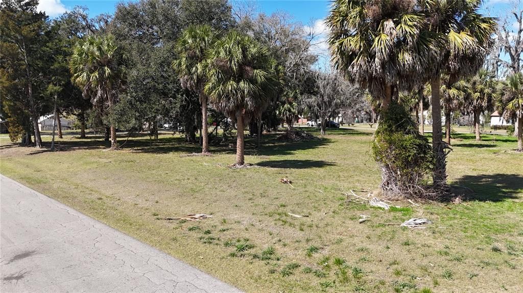 For Sale: $165,000 (0.92 acres)