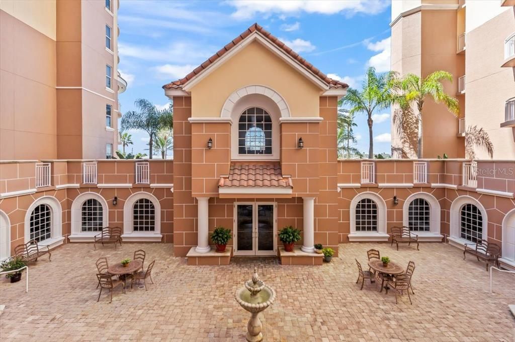 For Sale: $1,295,000 (3 beds, 3 baths, 2461 Square Feet)