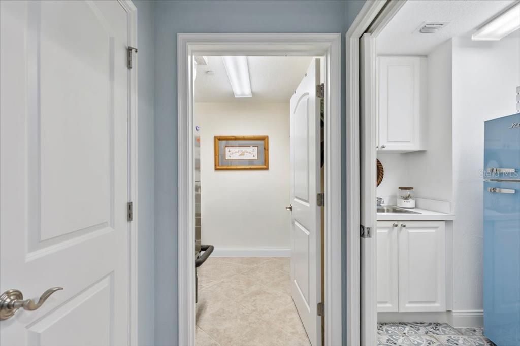 For Sale: $1,295,000 (3 beds, 3 baths, 2461 Square Feet)
