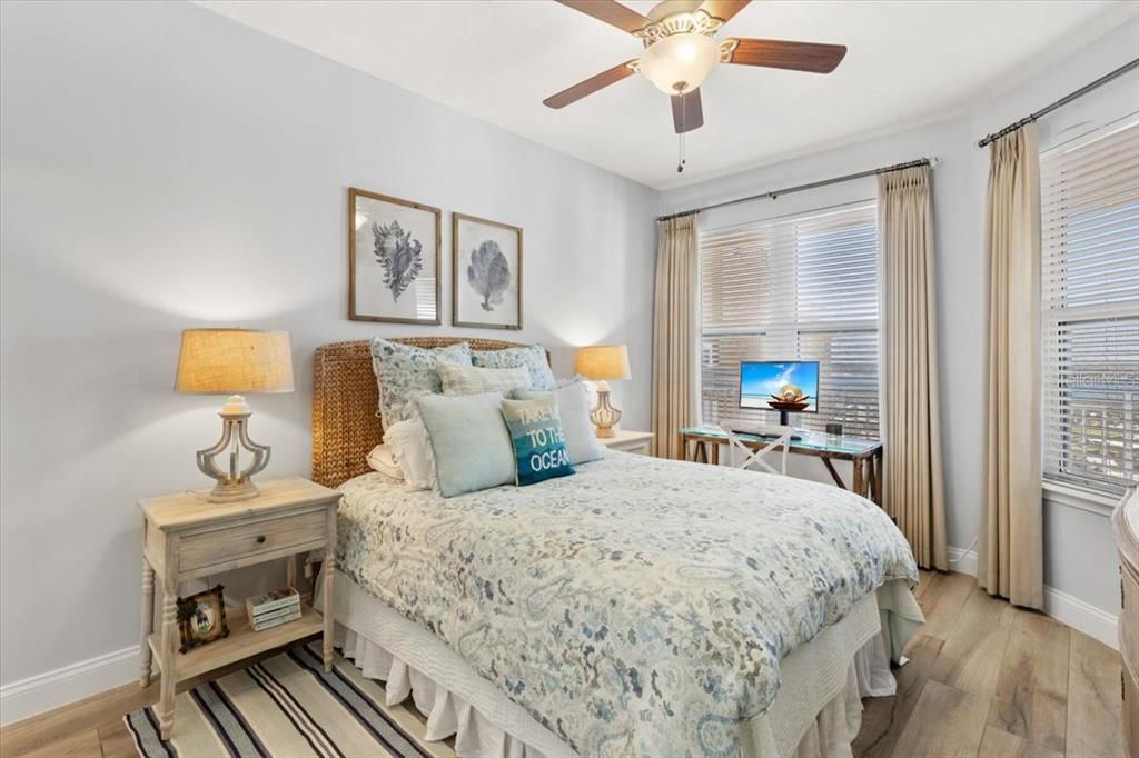 For Sale: $1,295,000 (3 beds, 3 baths, 2461 Square Feet)