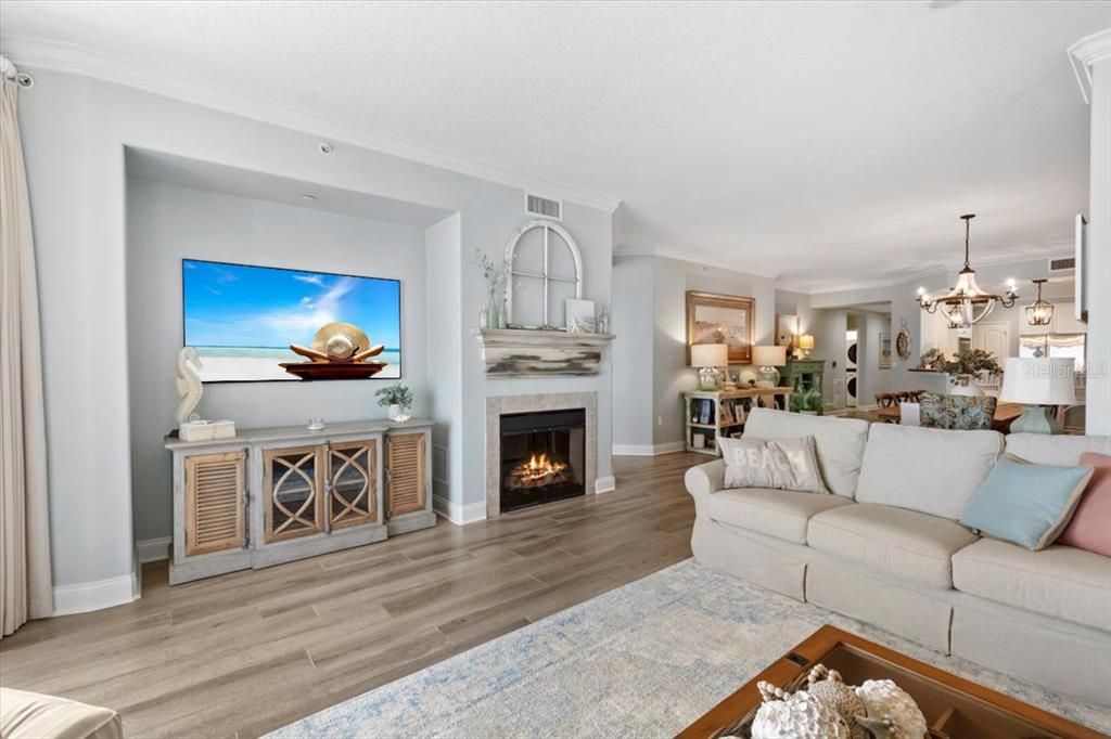 For Sale: $1,295,000 (3 beds, 3 baths, 2461 Square Feet)