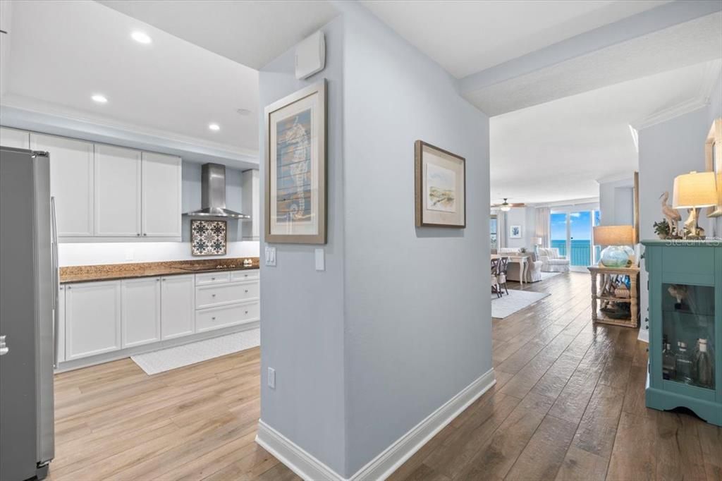For Sale: $1,295,000 (3 beds, 3 baths, 2461 Square Feet)