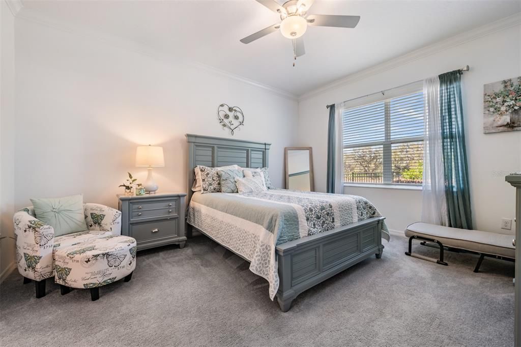 Active With Contract: $259,900 (2 beds, 2 baths, 1530 Square Feet)