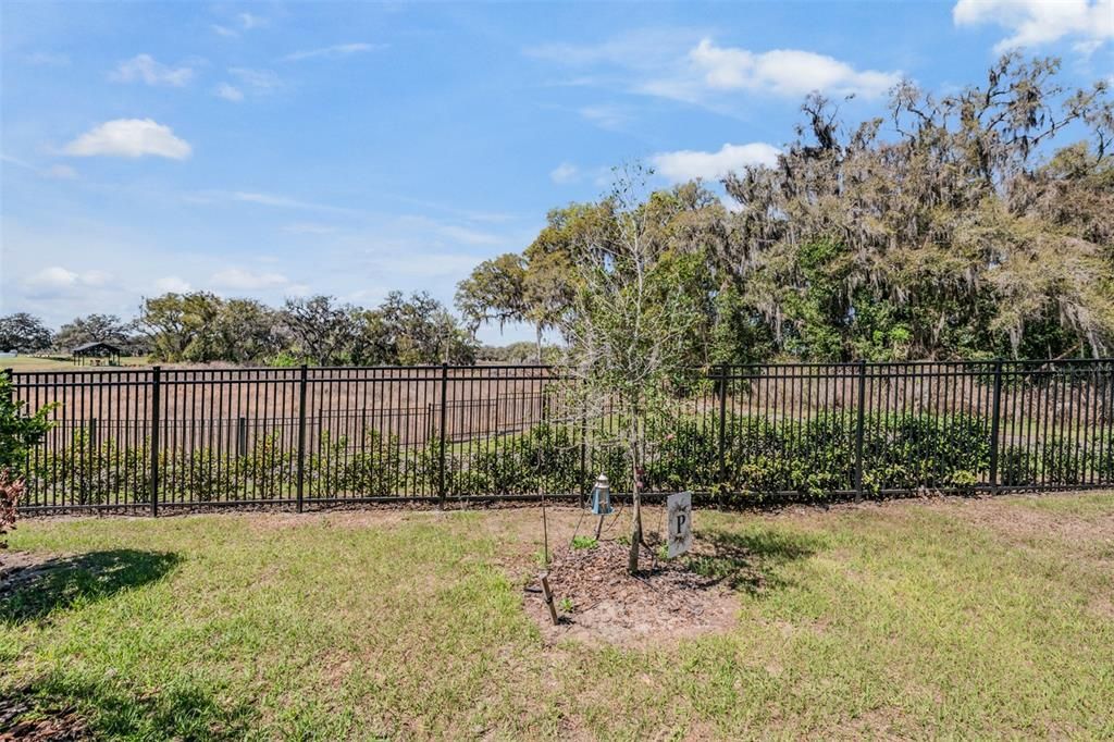 Active With Contract: $259,900 (2 beds, 2 baths, 1530 Square Feet)