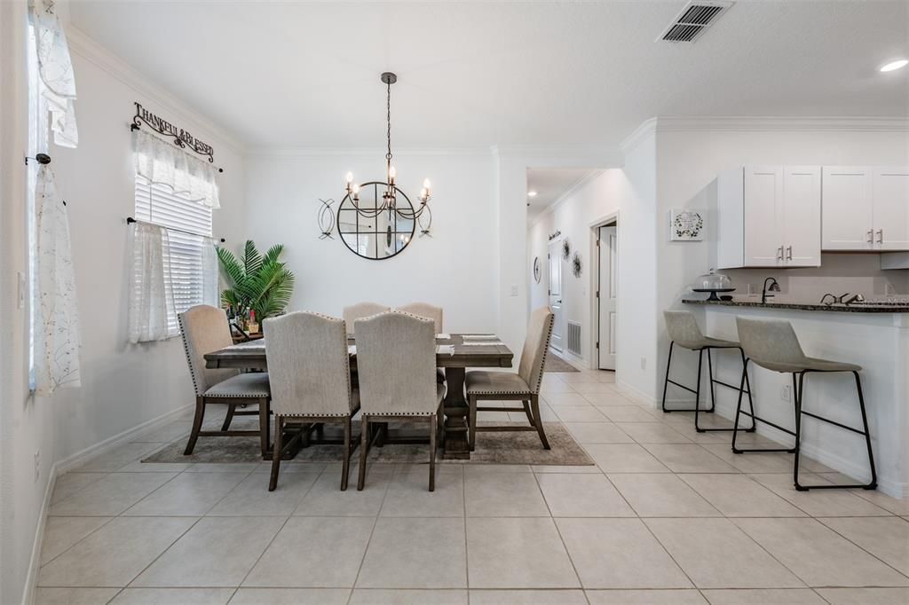 Active With Contract: $259,900 (2 beds, 2 baths, 1530 Square Feet)