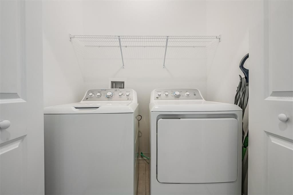 Active With Contract: $259,900 (2 beds, 2 baths, 1530 Square Feet)