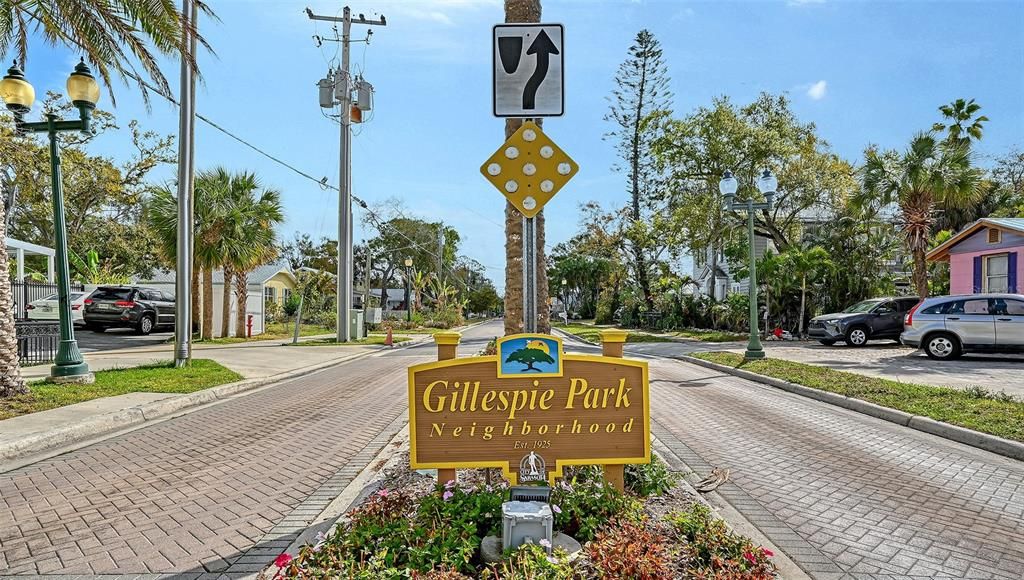Active With Contract: $749,000 (4 beds, 0 baths, 1568 Square Feet)