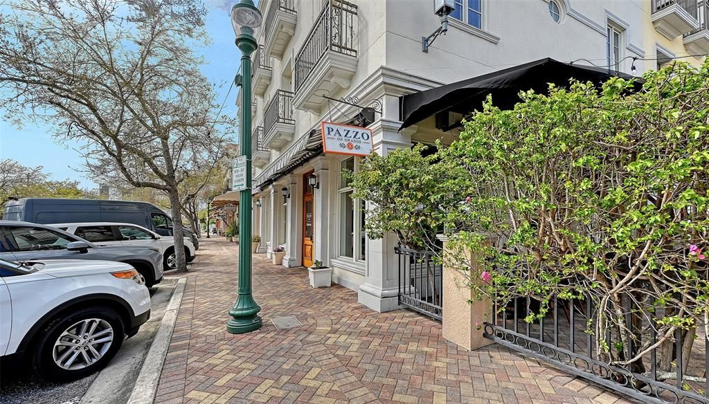 Active With Contract: $749,000 (4 beds, 0 baths, 1568 Square Feet)