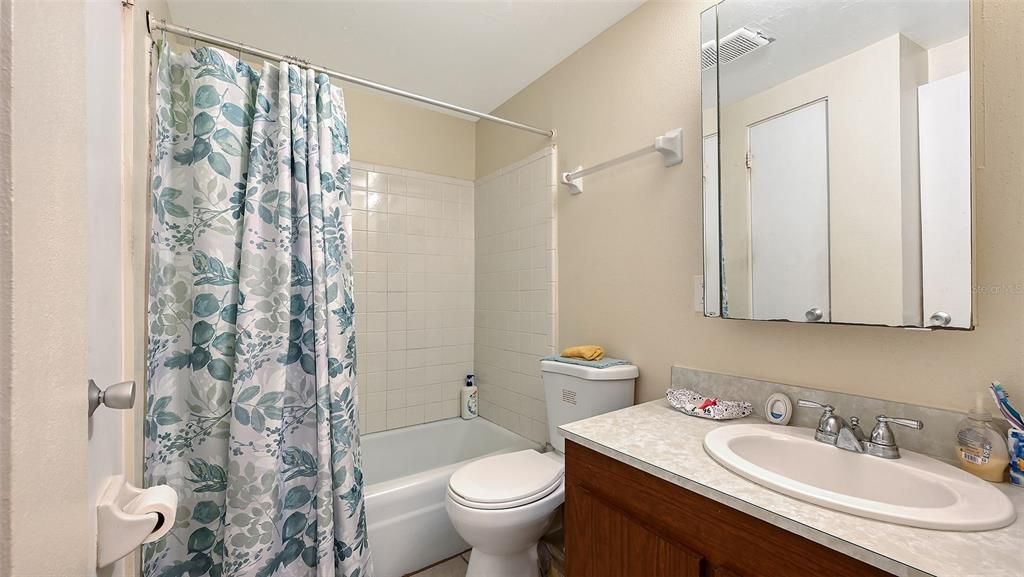Active With Contract: $749,000 (4 beds, 0 baths, 1568 Square Feet)