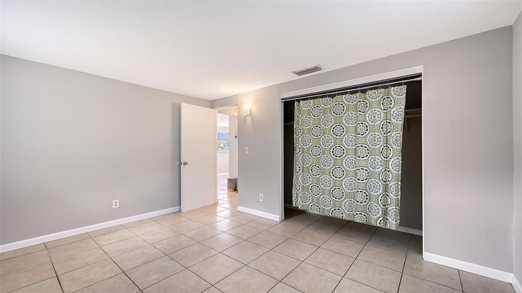 Active With Contract: $749,000 (4 beds, 0 baths, 1568 Square Feet)