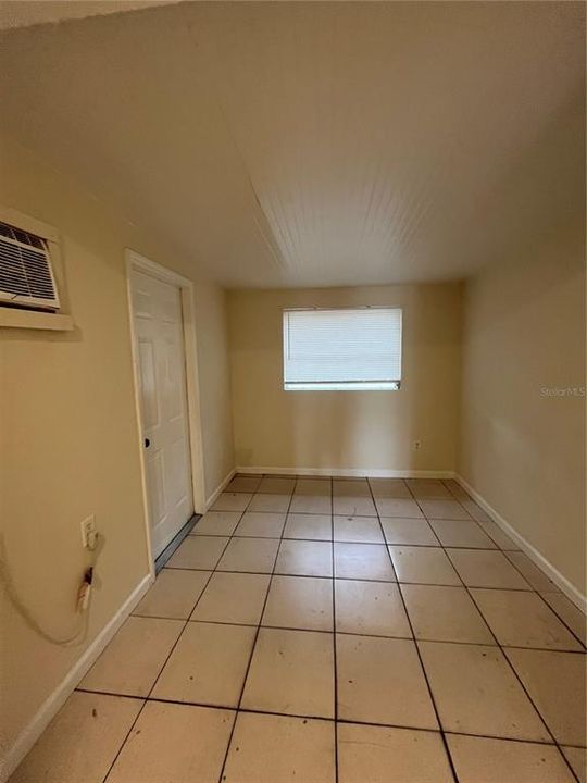 В аренду: $1,195 (1 спален, 1 ванн, 650 Квадратных фут)