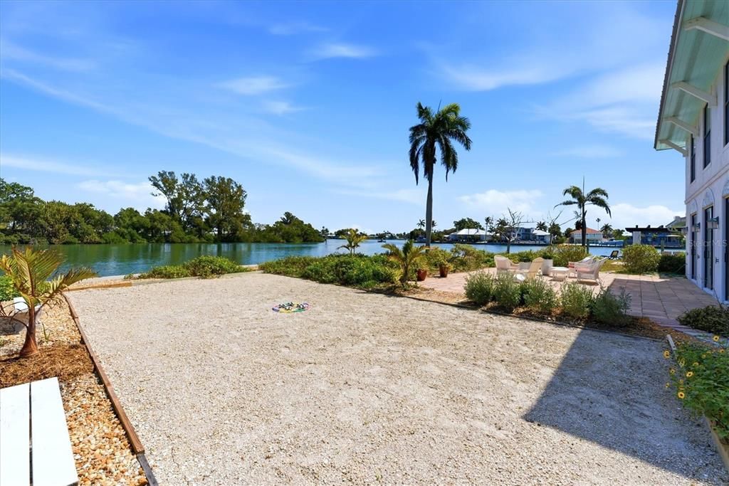 Active With Contract: $4,500,000 (4 beds, 4 baths, 3500 Square Feet)