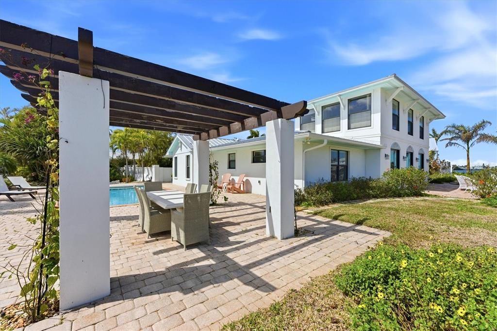 Active With Contract: $4,500,000 (4 beds, 4 baths, 3500 Square Feet)