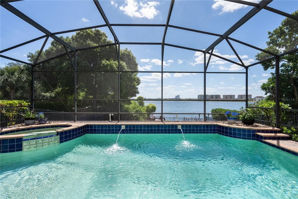 Activo con contrato: $1,499,000 (4 camas, 4 baños, 3316 Pies cuadrados)