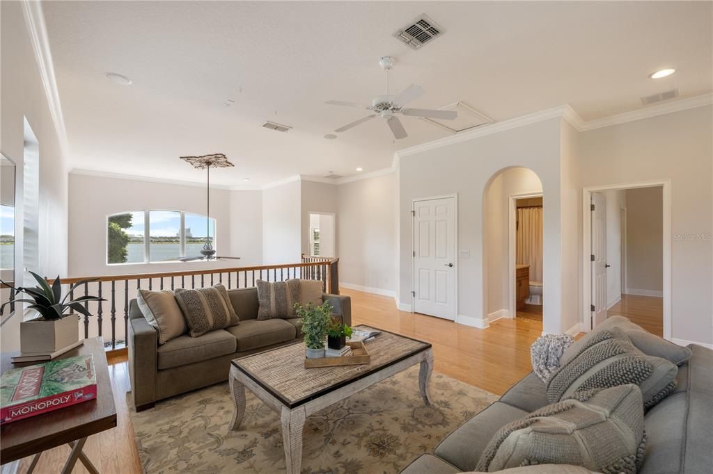 Activo con contrato: $1,499,000 (4 camas, 4 baños, 3316 Pies cuadrados)