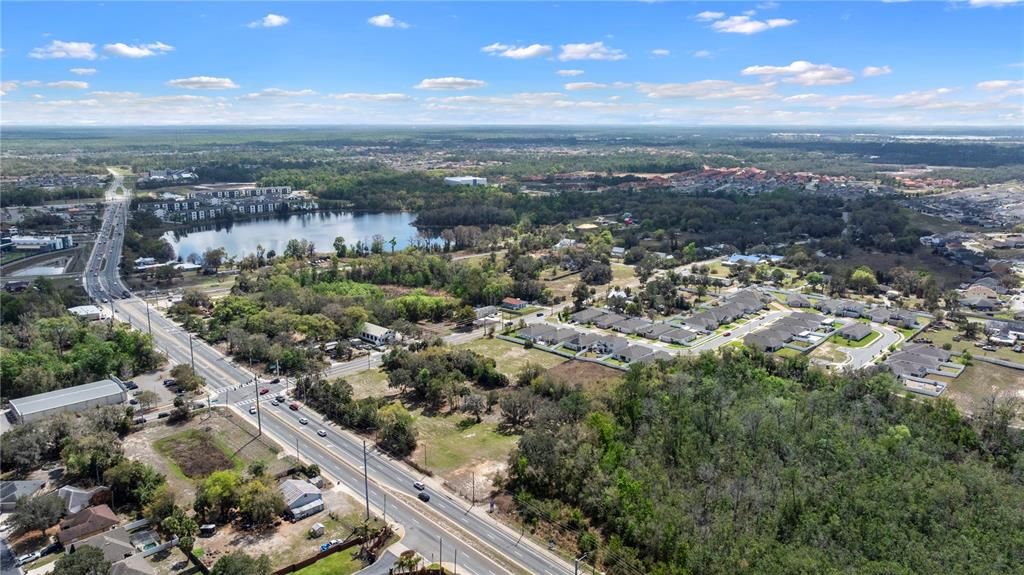 На продажу: $1,900,000 (1.92 acres)