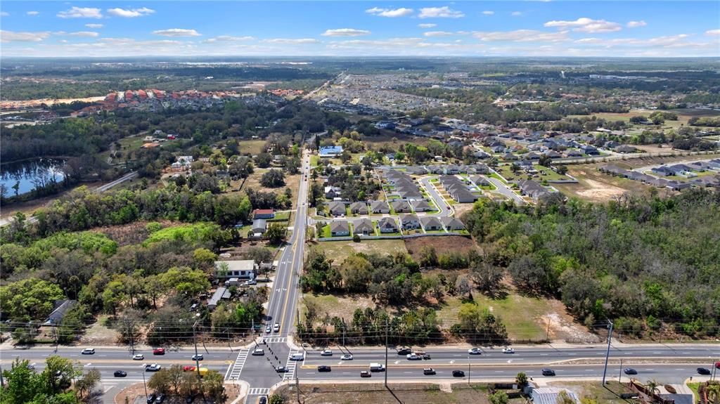 На продажу: $1,900,000 (1.92 acres)