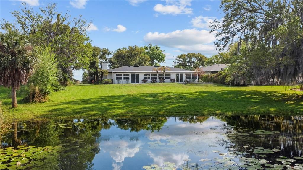 En Venta: $824,000 (3 camas, 2 baños, 3000 Pies cuadrados)