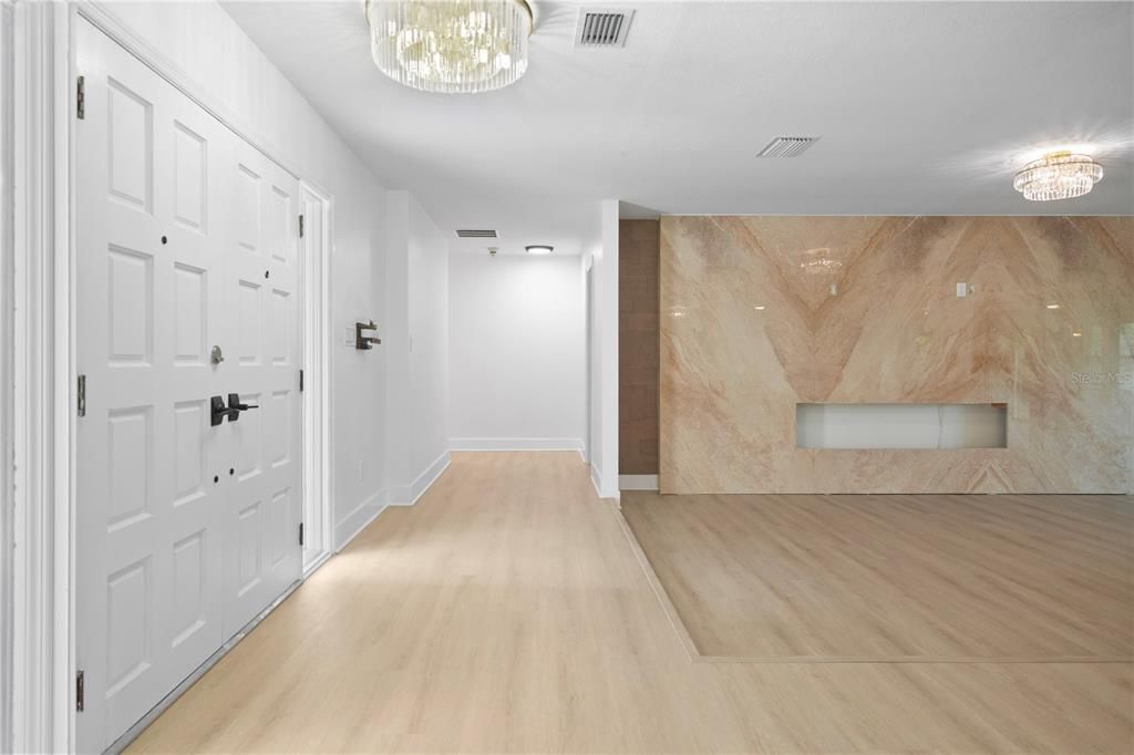 En Venta: $824,000 (3 camas, 2 baños, 3000 Pies cuadrados)
