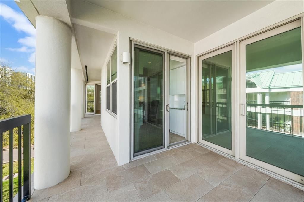For Sale: $1,399,900 (3 beds, 3 baths, 2283 Square Feet)
