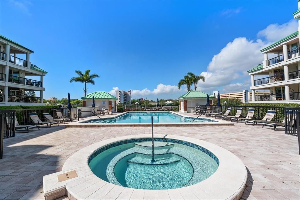 For Sale: $1,399,900 (3 beds, 3 baths, 2283 Square Feet)