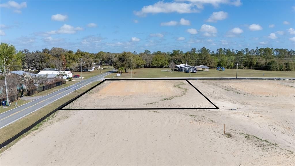 待售: $220,000 (0.53 acres)