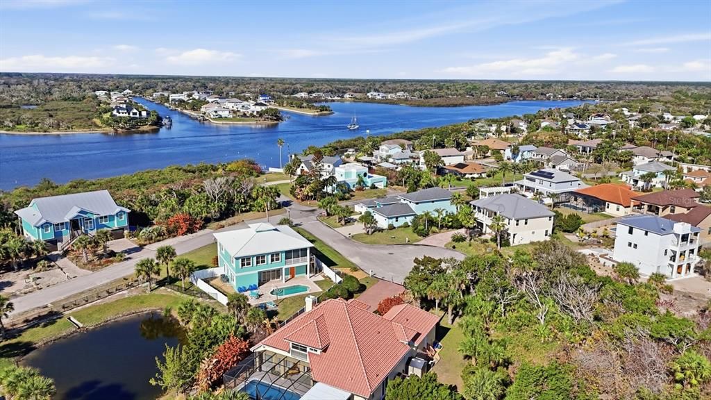 На продажу: $375,000 (1.60 acres)