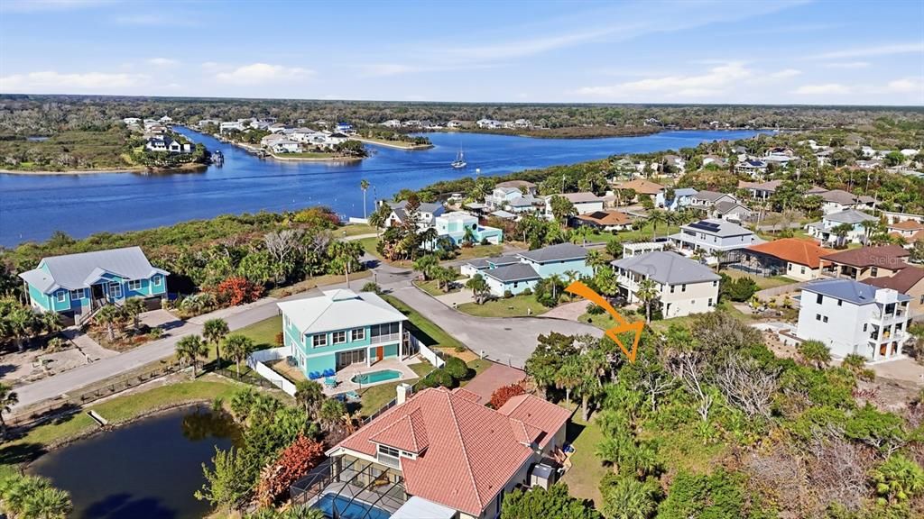 На продажу: $375,000 (1.60 acres)