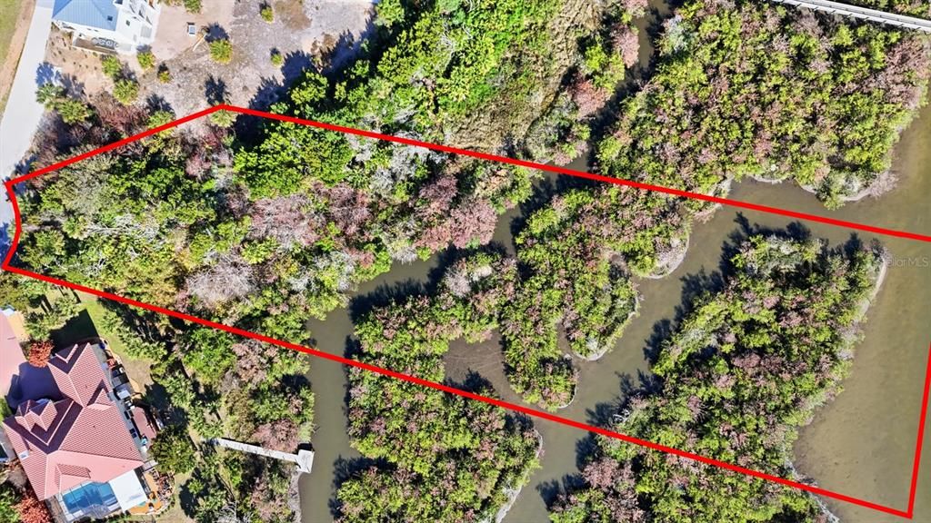 На продажу: $375,000 (1.60 acres)