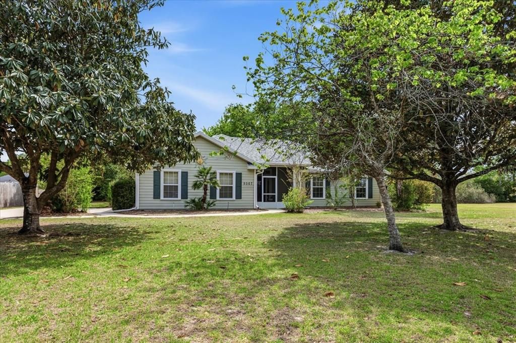 Active With Contract: $365,000 (3 beds, 2 baths, 1236 Square Feet)