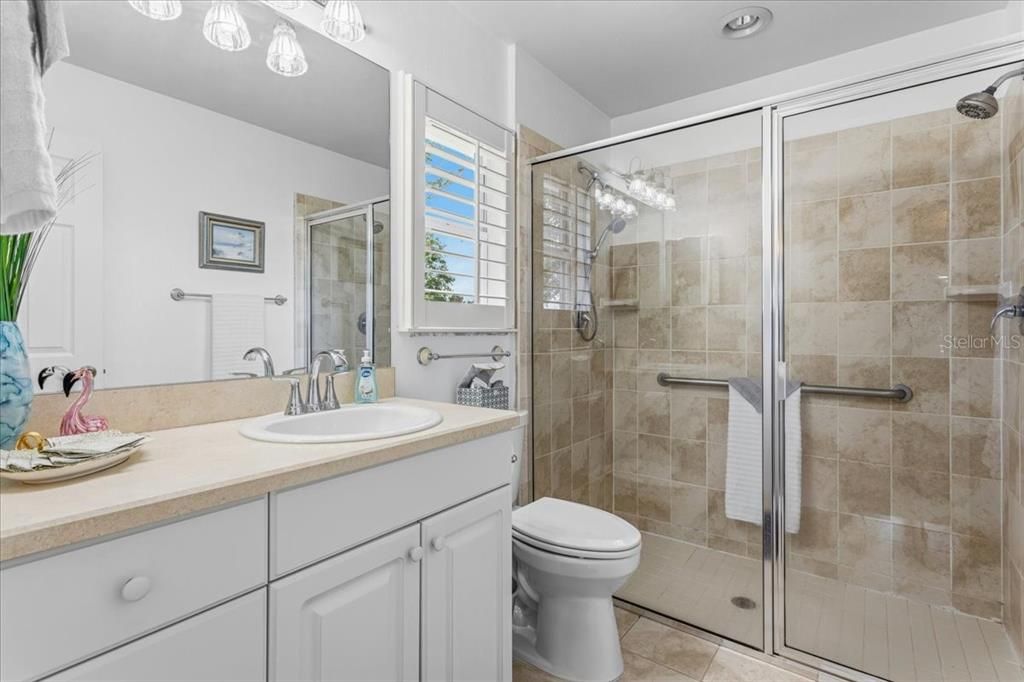 Active With Contract: $365,000 (3 beds, 2 baths, 1236 Square Feet)