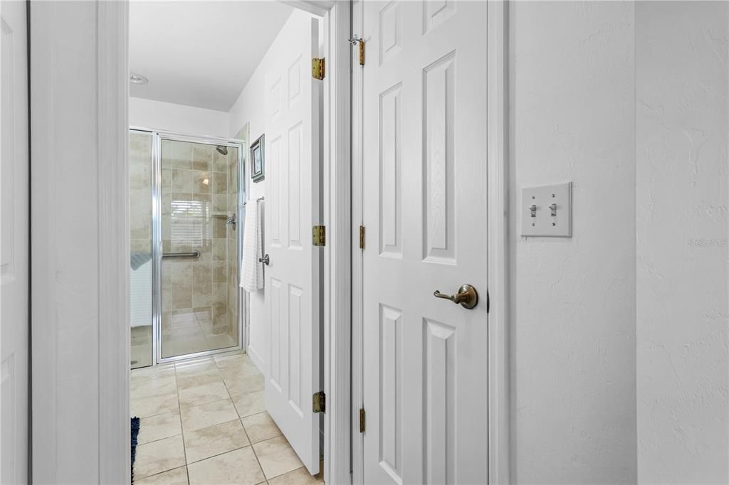 Active With Contract: $365,000 (3 beds, 2 baths, 1236 Square Feet)