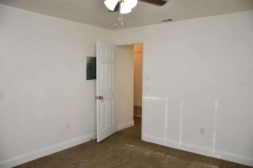 En Venta: $154,900 (2 camas, 1 baños, 1001 Pies cuadrados)