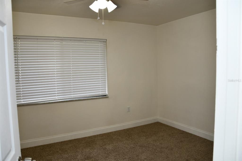 En Venta: $154,900 (2 camas, 1 baños, 1001 Pies cuadrados)