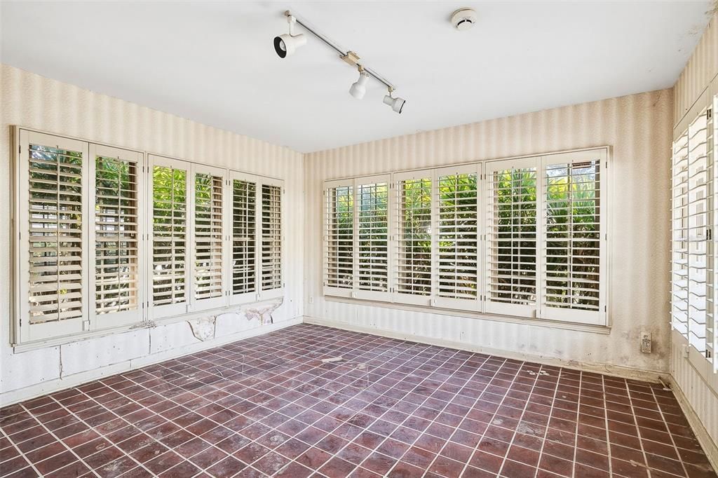 En Venta: $1,500,000 (3 camas, 2 baños, 2671 Pies cuadrados)