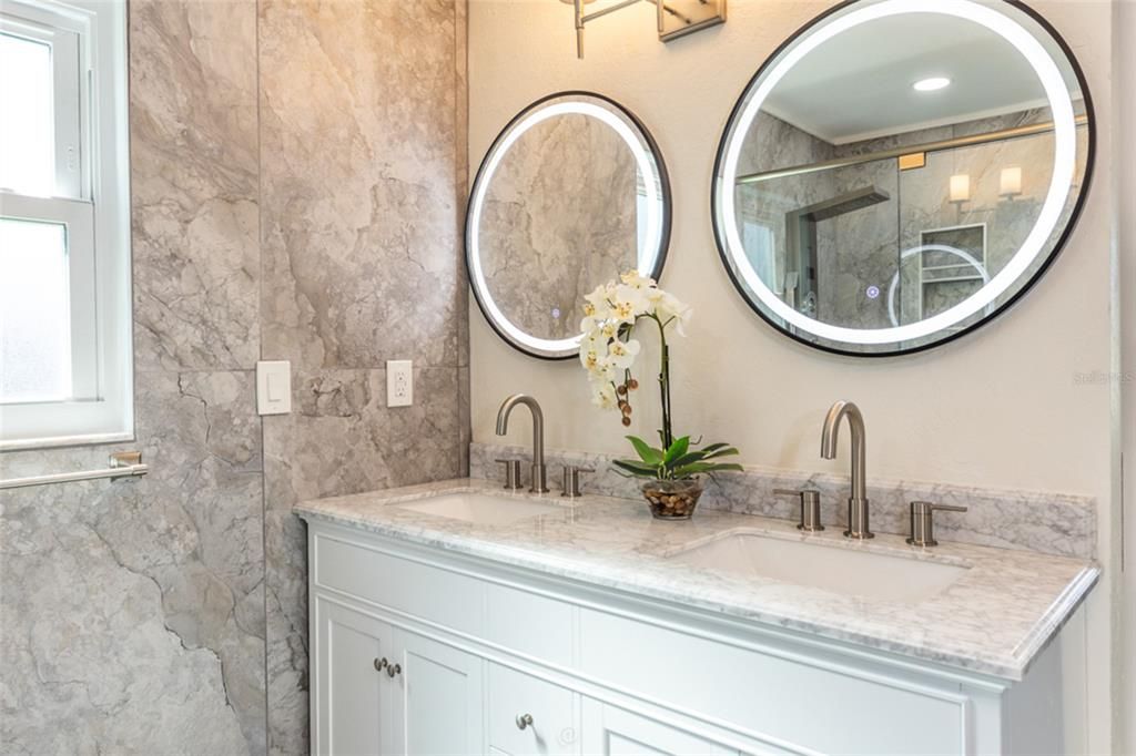 For Sale: $549,000 (3 beds, 2 baths, 1830 Square Feet)