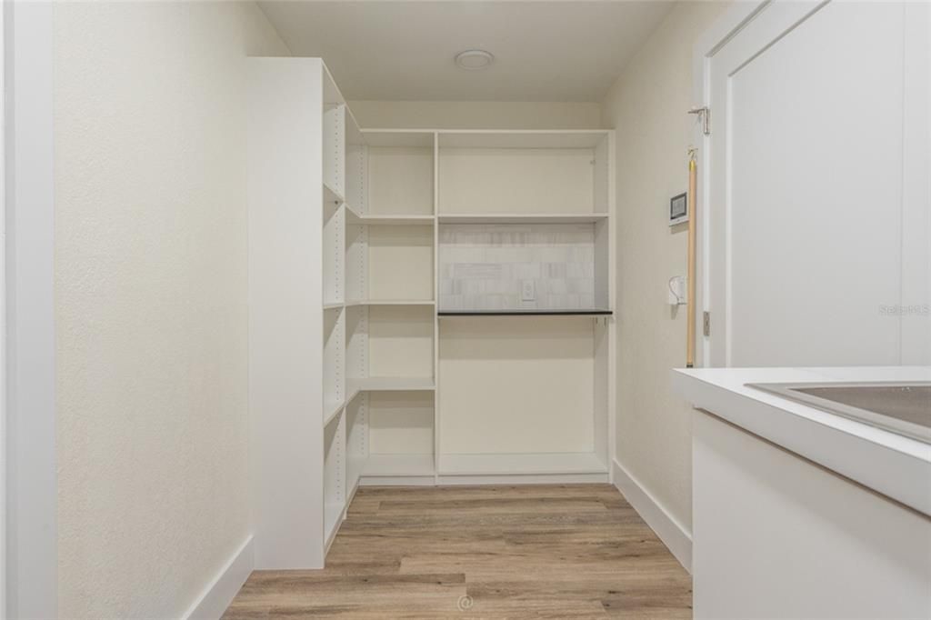 For Sale: $549,000 (3 beds, 2 baths, 1830 Square Feet)