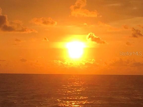 For Sale: $549,000 (3 beds, 2 baths, 1830 Square Feet)