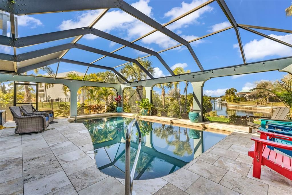 En Venta: $899,000 (4 camas, 4 baños, 2717 Pies cuadrados)