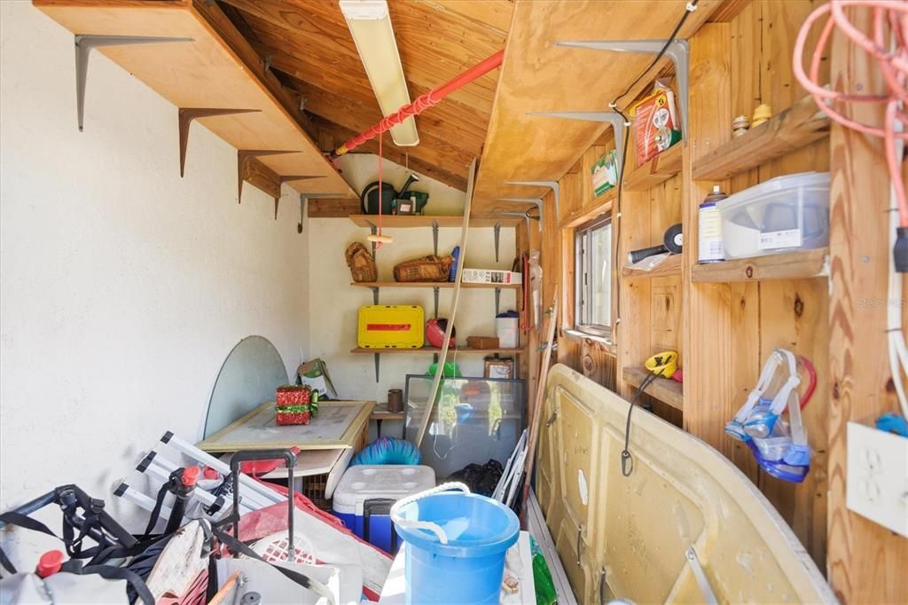 На продажу: $235,000 (2 спален, 2 ванн, 1035 Квадратных фут)