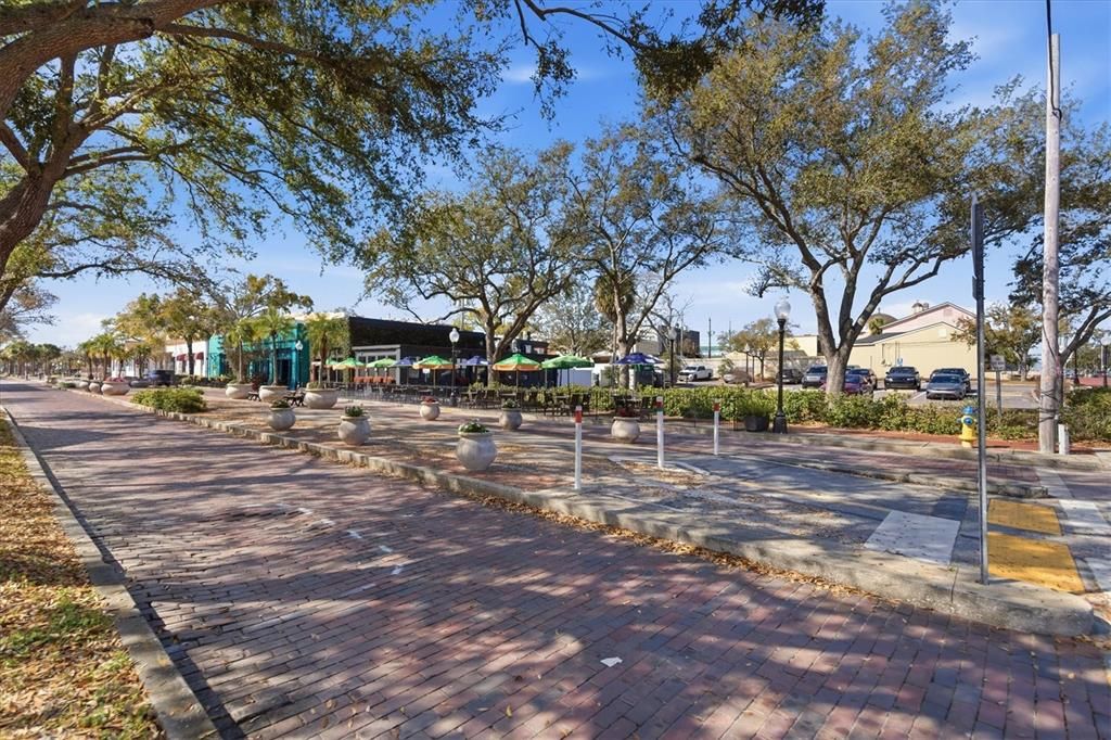 На продажу: $235,000 (2 спален, 2 ванн, 1035 Квадратных фут)