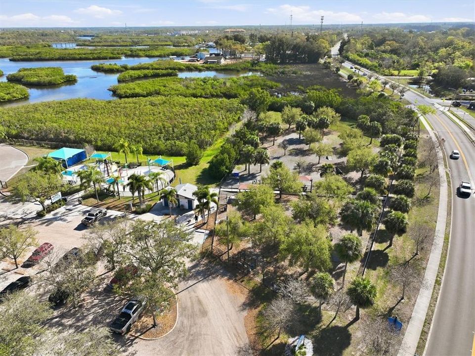 На продажу: $235,000 (2 спален, 2 ванн, 1035 Квадратных фут)