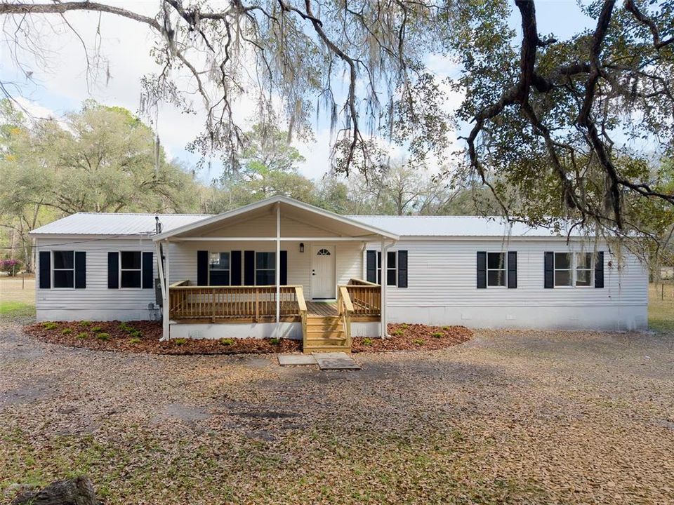 For Sale: $229,900 (4 beds, 2 baths, 2356 Square Feet)