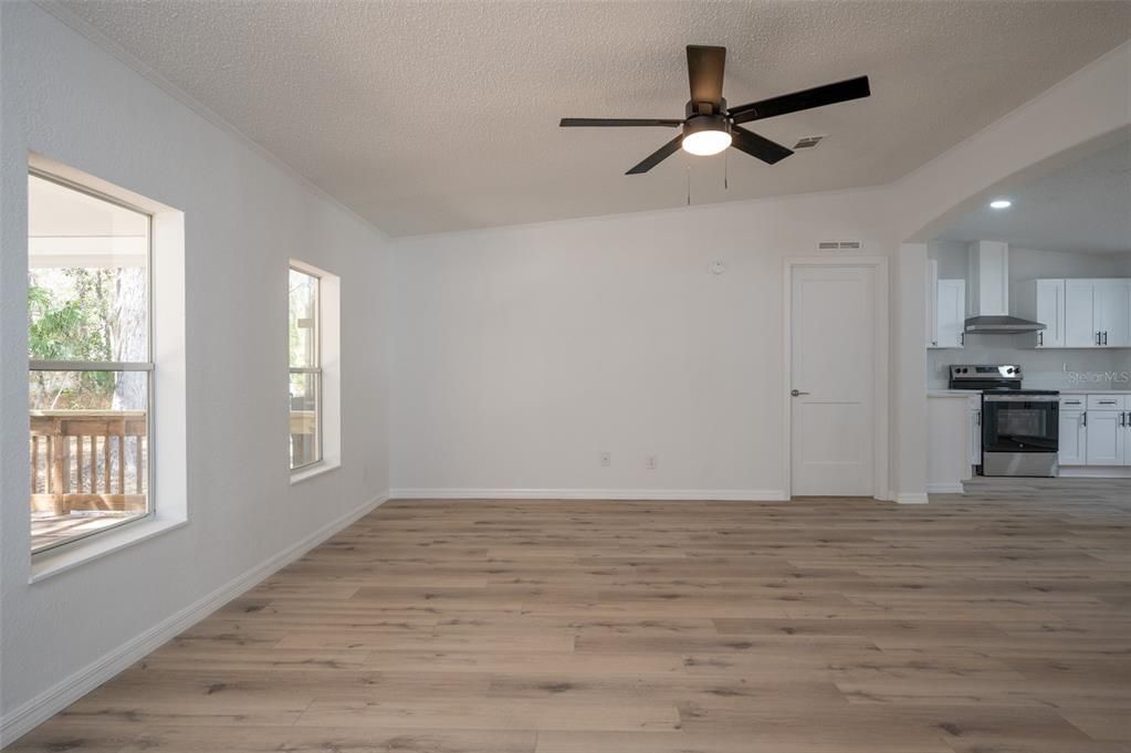 For Sale: $229,900 (4 beds, 2 baths, 2356 Square Feet)