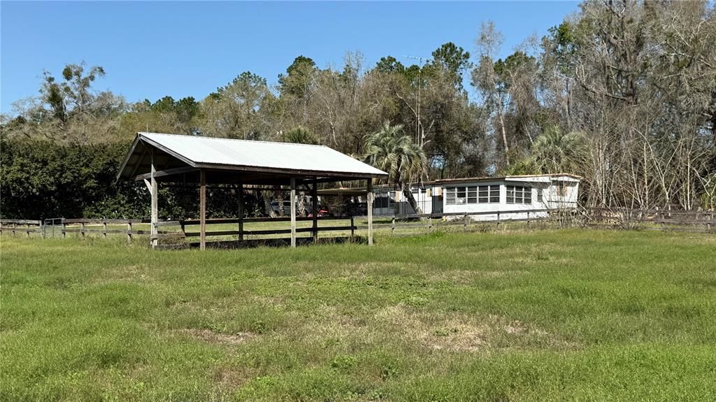 На продажу: $495,000 (2 спален, 1 ванн, 1978 Квадратных фут)